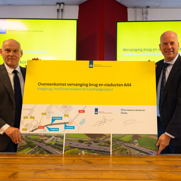 A44 ondertekening